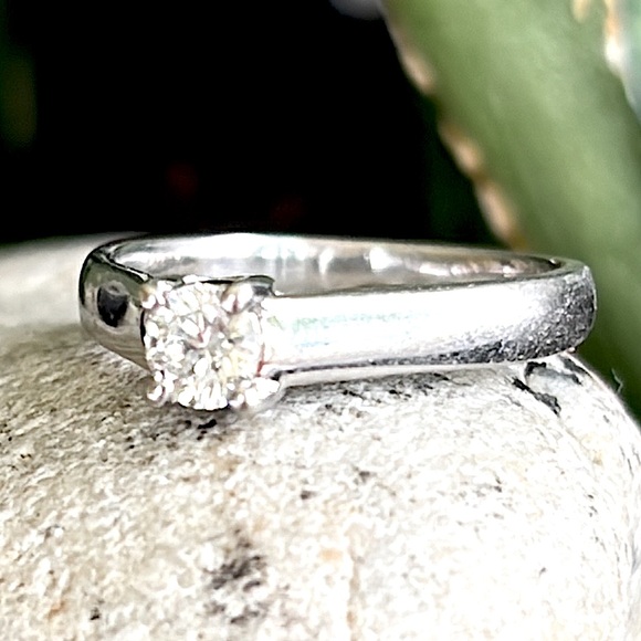 1/3 carat diamond ring